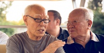 成人激情免费视频